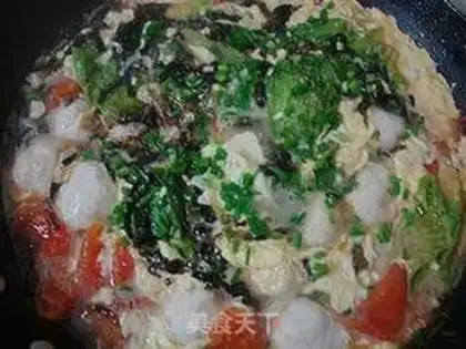 Make Fish and tomato violet soup step 12