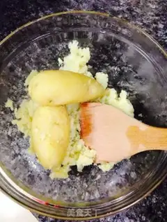 Make Mashed potato salad step 1