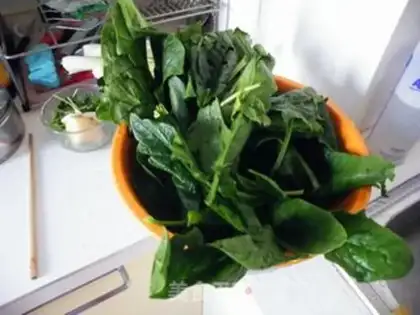 Make Emerald donkey meat steaming dumplings step 0
