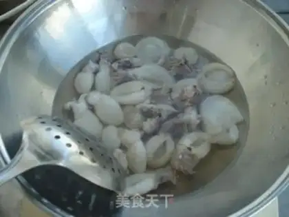 Make Scrambling fish step 3