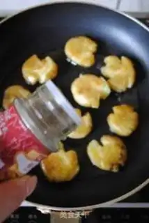 Make Onion pepper salt potatoes step 8