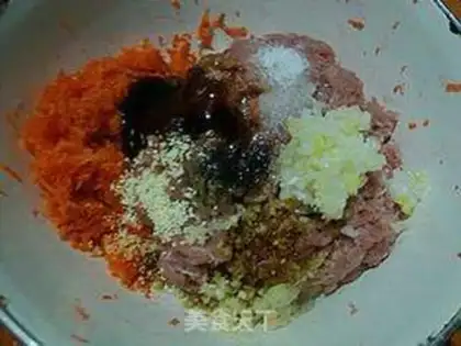 Make On soup and shrimp noodles step 1