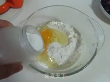 Make Tuna egg burrito step 1
