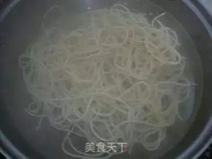 Make On soup and shrimp noodles step 11