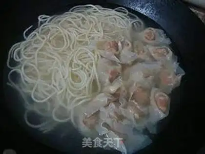 Make On soup and shrimp noodles step 13