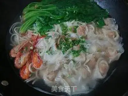 Make On soup and shrimp noodles step 16