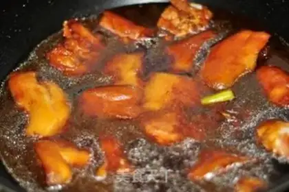 Make Red burning pig hoof step 6