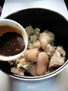 Make Roasted pig hands step 7