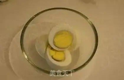 Make Egg cups step 1