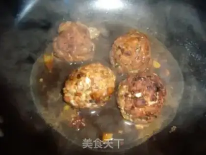 Make Red burning lion head step 11