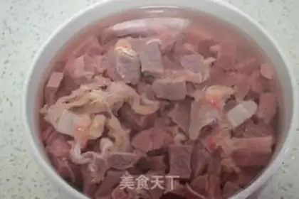 Make Red beef noodles step 2