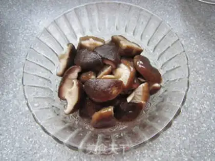 Make Pelican mushrooms step 1
