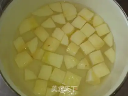Make Double fruit stew, snow Lotus step 3