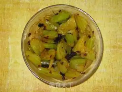 Make The bean drums mixed with the celery step 6