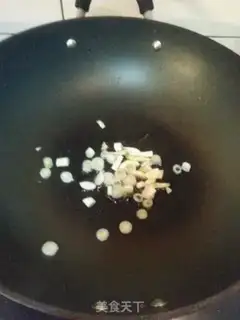 Make Silver sprouts with bean skin step 0