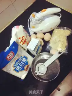 Make Almond fruit cream cake step 0