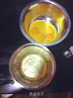 Make Almond fruit cream cake step 1
