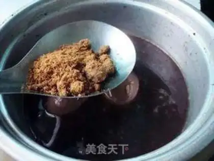 Make Black bean egg soup step 5