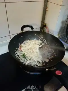 Make Silver sprouts with bean skin step 2