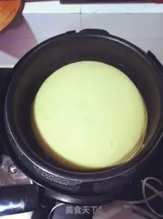 Make Almond fruit cream cake step 8