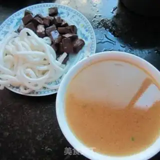 Make Pork blood powder soup step 0