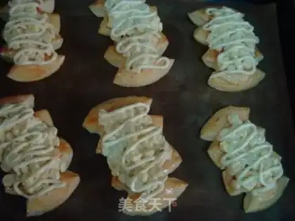 Make Gold and yellow salad bread step 14