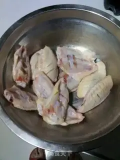 Make Tasty wings step 1