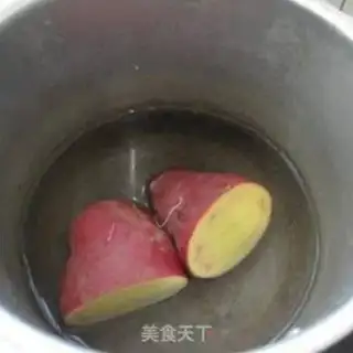 Make Japanese potato pancakes step 1