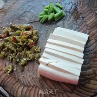 Make Acid Spicy tofu step 1