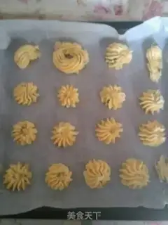 Make Onion cookies step 6