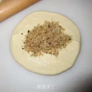 Make Salad pine bun step 9