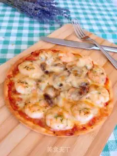 Make A thin seafood pizza step 5