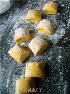 Make Pumpkin buns step 9
