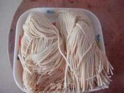 Make Spicy noodles step 0