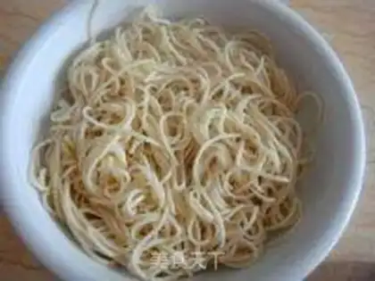 Make Spicy noodles step 2