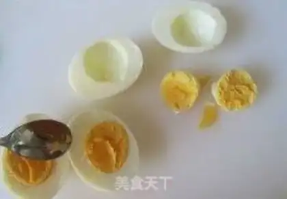 Make A salmon egg step 4