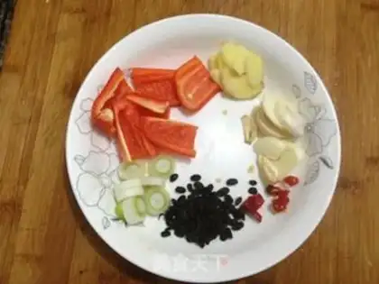 Make Pickled cucumber, fried chicken legs step 5