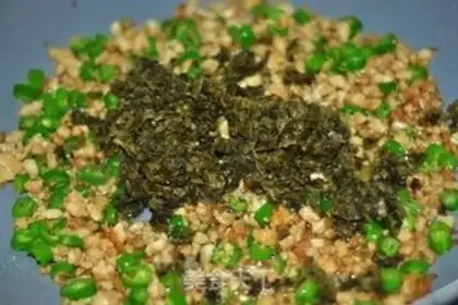 Make Green pepper chicken sprouts step 6