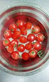 Make Orchid salad apple tree step 1