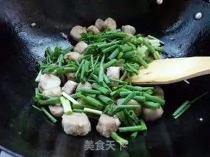Make Onion fried tart step 6