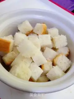 Make Fruitbread pudding step 1