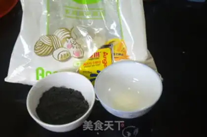 Make Panda bun step 0