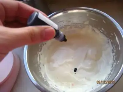 Make Rainbow cake step 1