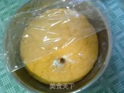 Make Pumpkin buns step 2