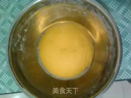 Make Pumpkin buns step 3