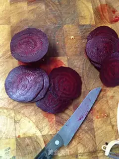 Make Orange beet root salad step 1