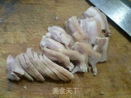 Make Garlic fried pork step 1