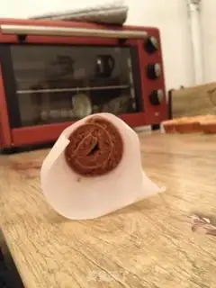 Make Coffee and cocoa cake rolls step 8