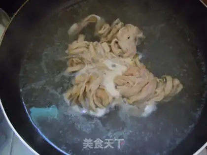 Make Two peppers of duck sausage step 0
