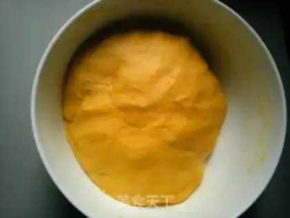 Make Milk pumpkin buns step 2
